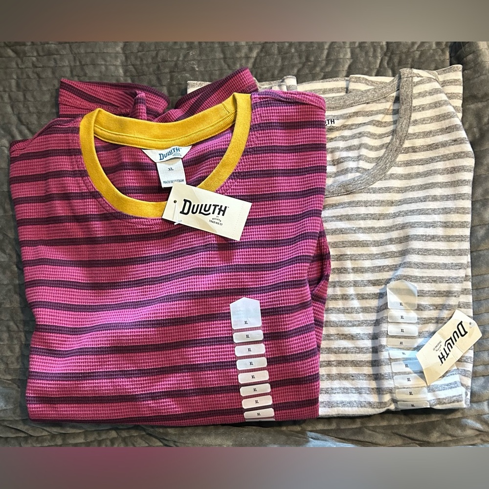 🎉2 NWT XL Duluth Women’s tops